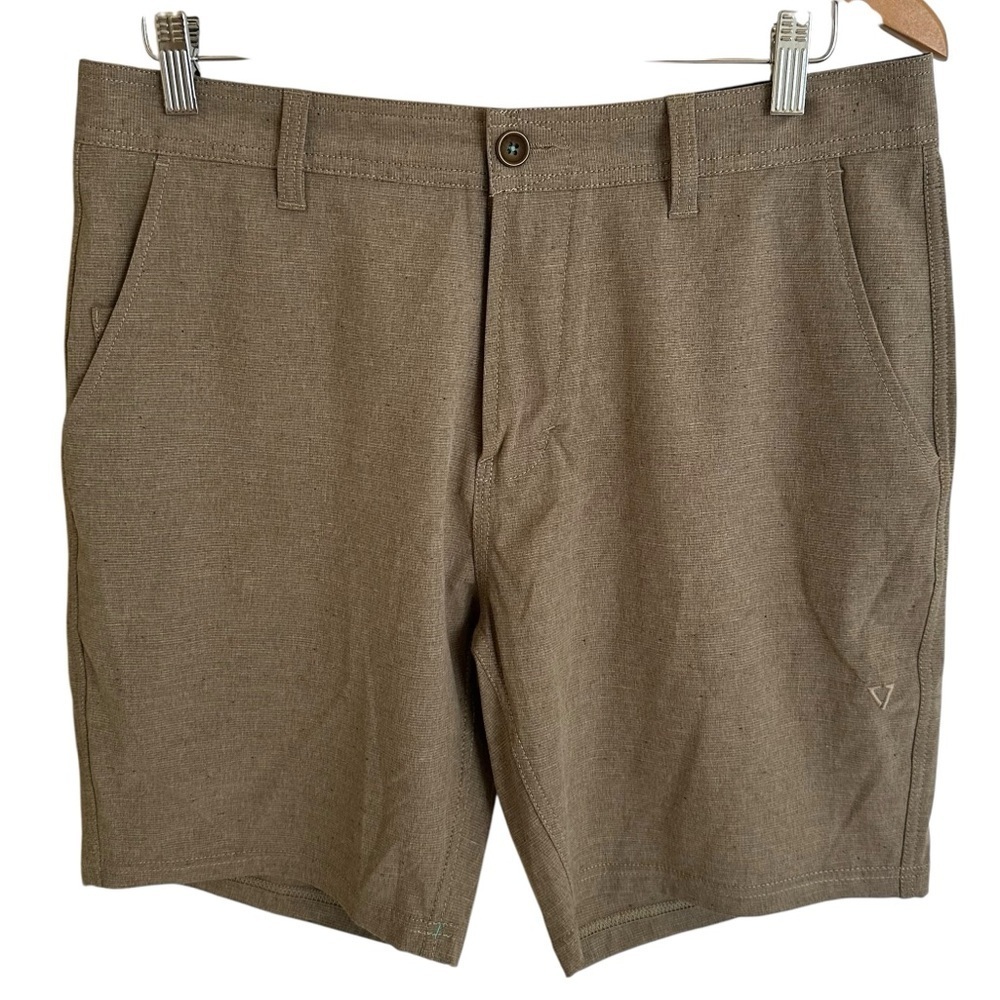 NWT VISSLA Men's Tan Flat Front Shorts size 32 Stretch‎ 8” Inseam New active